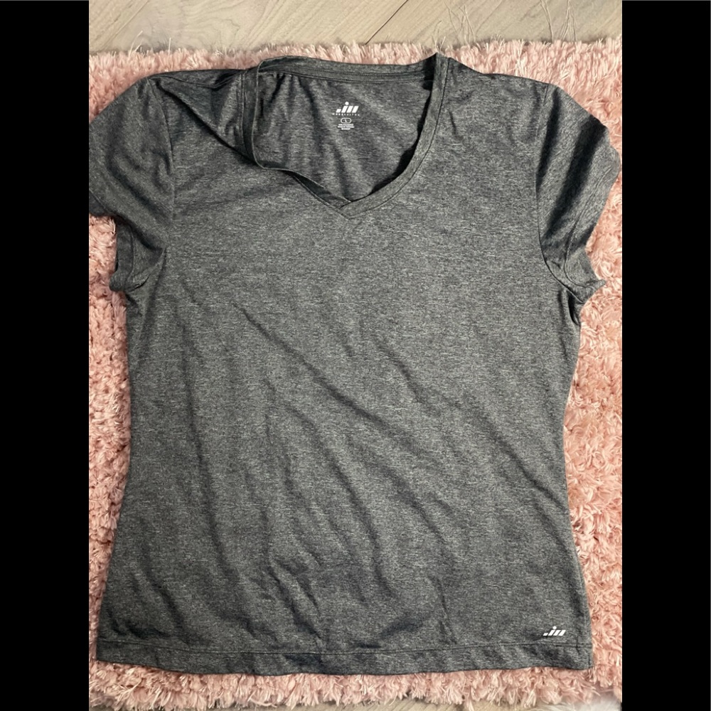 MoretUltra Dri-More Active Fitted Vneck T-Shirt
